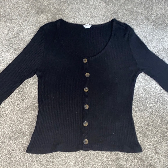 Garage black long sleeve! - Picture 2 of 2